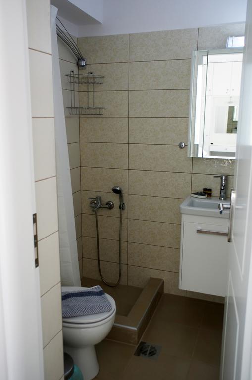 יואנינה Nafsika-Cristina Guesthouse מראה חיצוני תמונה
